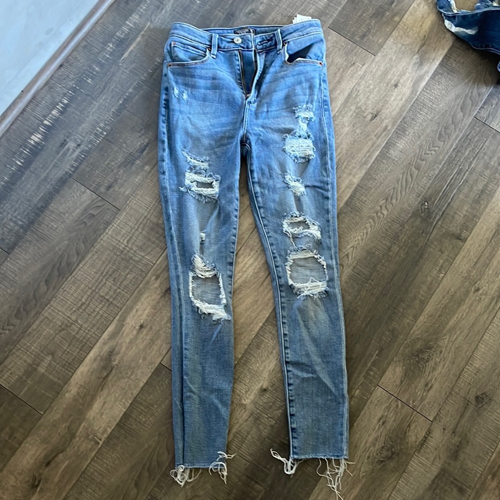 Abercrombie EUC 26 2 short high wasted jeans